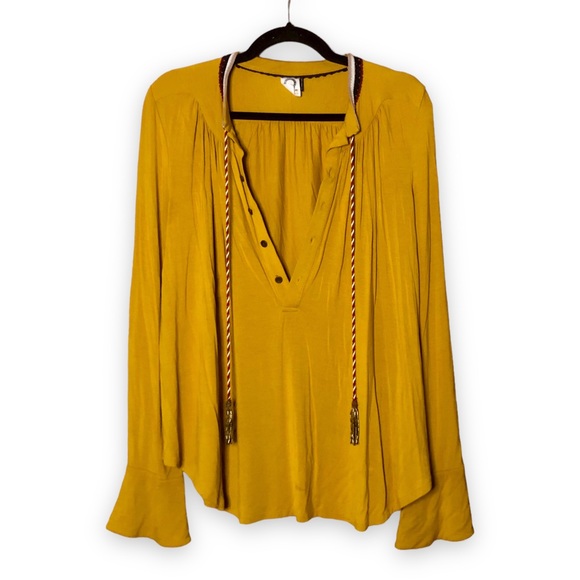 Anthropologie Akemi + Kin Soft Knit Jersey Goldie Blouse Yellow Button Up - Picture 4 of 12